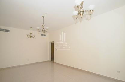Apartment - 2 Bedrooms - 3 Bathrooms for rent in Al Durrah Tower - Al Majaz - Sharjah