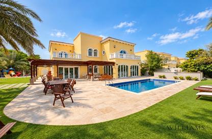 Villa - 5 - 5 for sale in District 1 - Jumeirah Park - Dubai