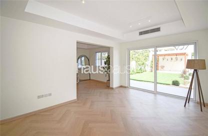 Villa - 3 Bedrooms - 3 Bathrooms for rent in Alma 2 - Alma - Arabian Ranches - Dubai