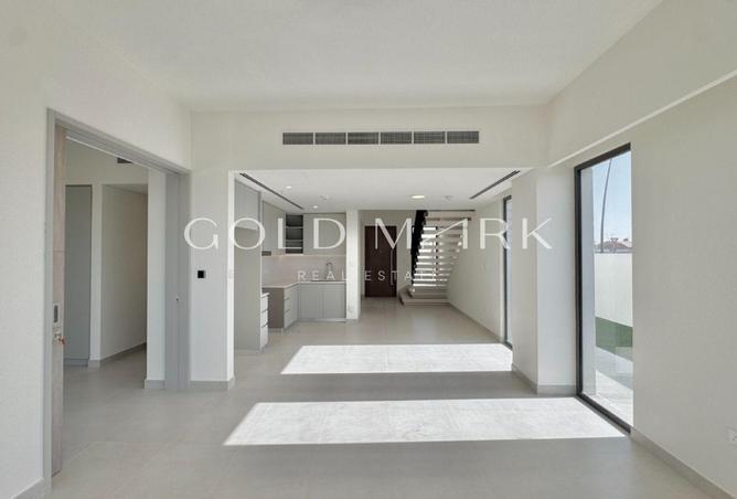 79432189 - Property Image 3