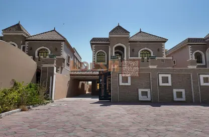 فيلا - 5 غرف نوم - 7 حمامات للايجار في 2 المويهات - المويهات - عجمان