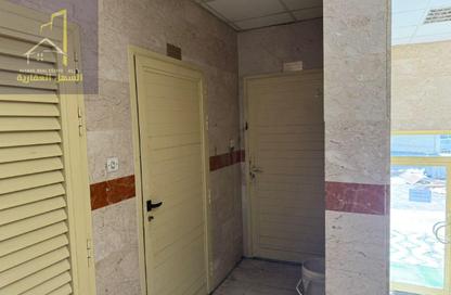 عمارة بالكامل - 8 غرف نوم - 8 حمامات للبيع في الغوير - الغرب - الشارقة