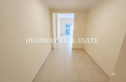 Apartment - 1 - 2 for rent in Muwaileh 29 Building - Muwaileh - Sharjah