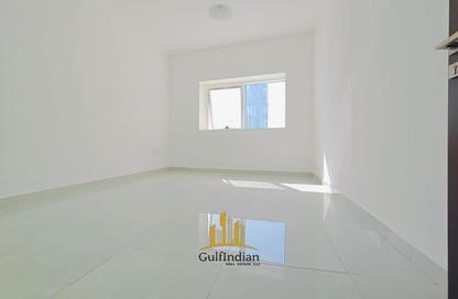 Apartment - 1 Bedroom - 1 Bathroom for rent in Al Rasheed Tower 5 - Al Taawun Street - Al Taawun - Sharjah