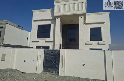 فيلا - 6 غرف نوم - 8 حمامات للبيع في قرية الاميرة - الياسمين - عجمان