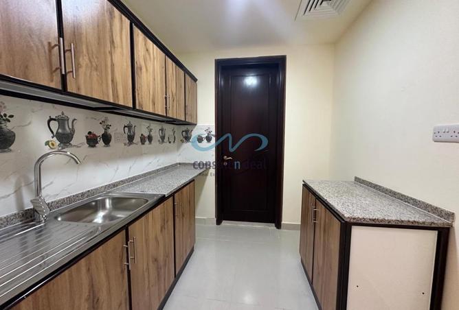98277814 - Property Image 2