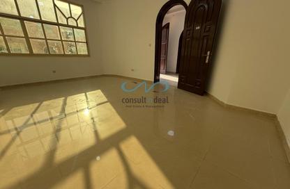 Apartment - Studio - 1 Bathroom for rent in Mohamed Bin Zayed Centre - Mohamed Bin Zayed City - Abu Dhabi