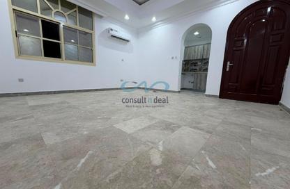 Apartment - Studio - 1 Bathroom for rent in Mohamed Bin Zayed Centre - Mohamed Bin Zayed City - Abu Dhabi