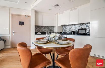 Apartment - 1 Bedroom - 2 Bathrooms for rent in Paramount Tower Hotel  and  Residences - Business Bay - Dubai