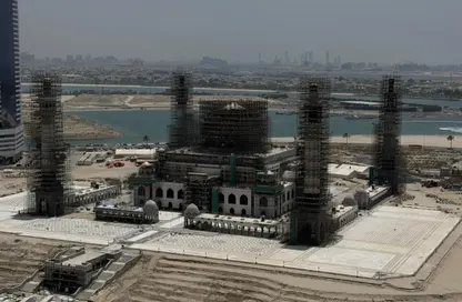 Apartment - 3 Bedrooms - 4 Bathrooms for sale in Al Sondos Tower - Al Khan Lagoon - Al Khan - Sharjah Apartment - 3 Bedrooms - 4 Bathrooms for sale in Al Sondos Tower - Al Khan Lagoon - Al Khan - Sharjah