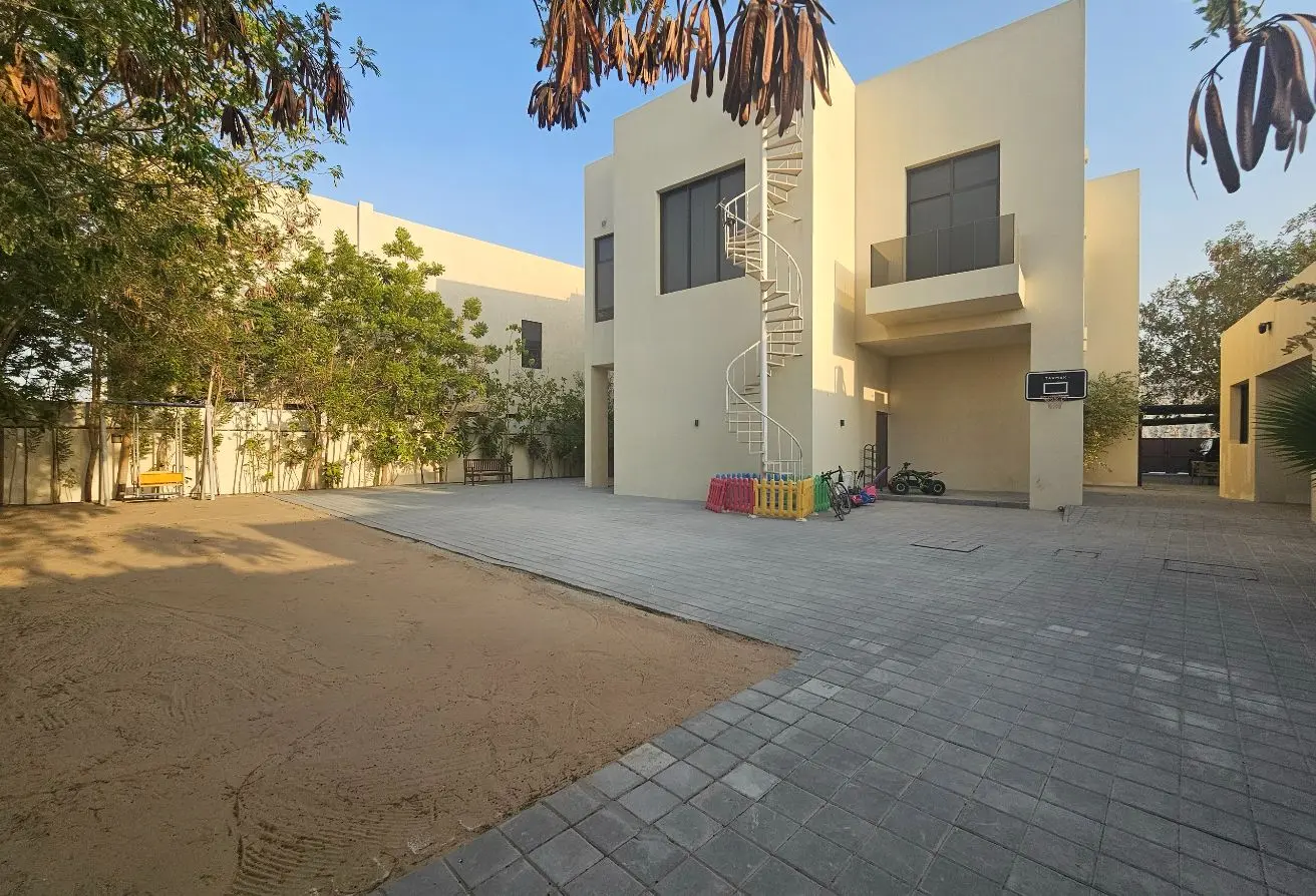 160992633 - Property Main Image