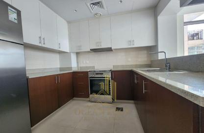 Apartment - 1 - 2 for rent in Boulevard Crescent Tower 1 - BLVD Crescent - Downtown Dubai - Dubai