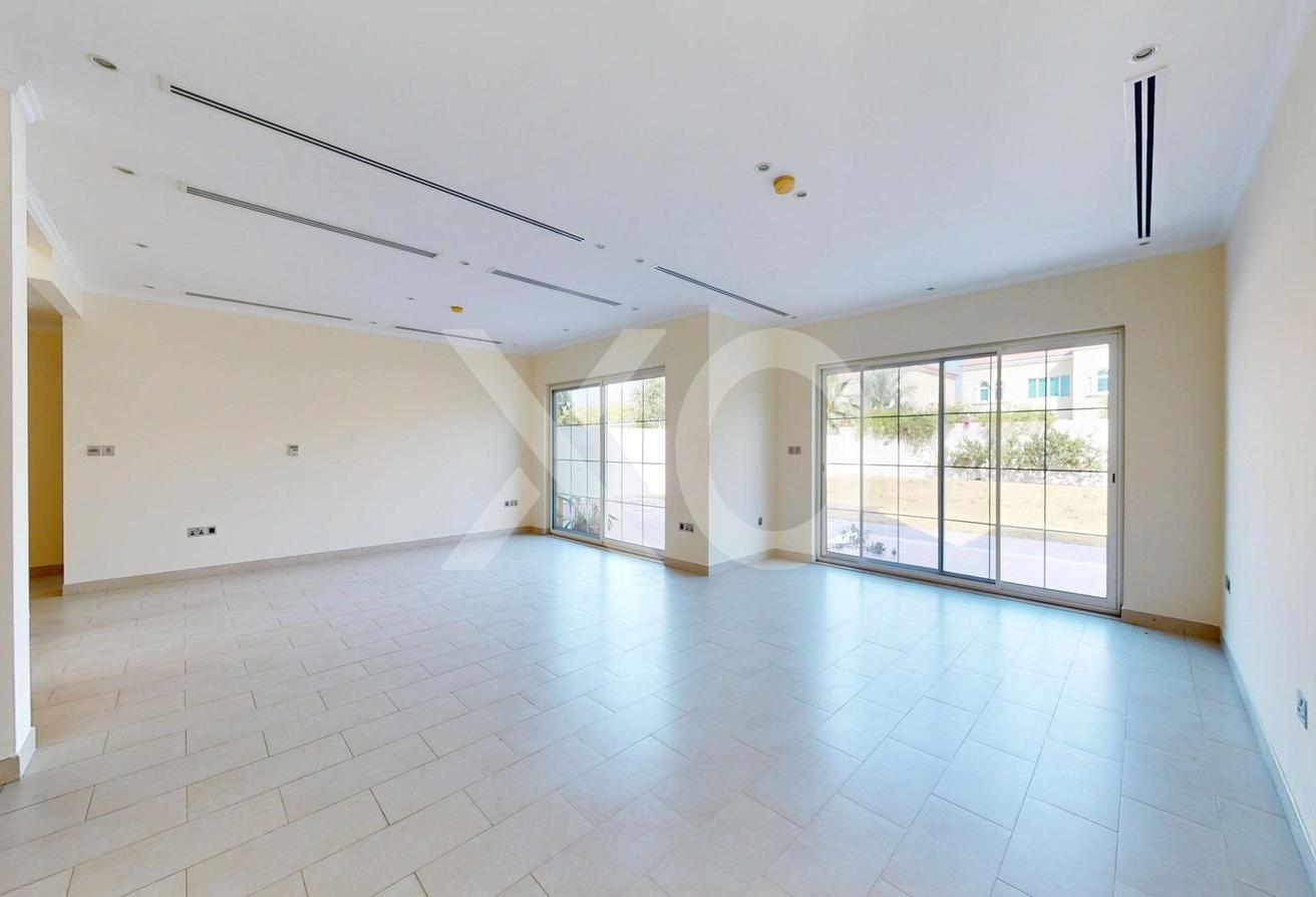 Great Condition | Brand New Pool | Private photo 7