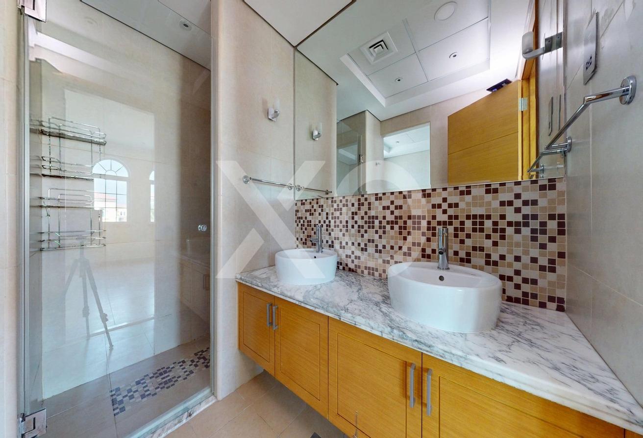 Great Condition | Brand New Pool | Private photo 13