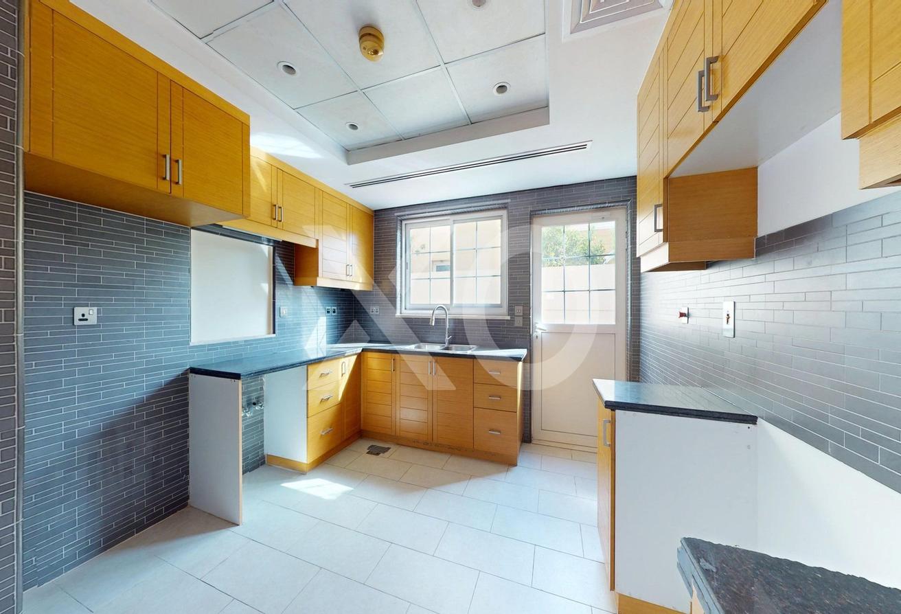 Great Condition | Brand New Pool | Private photo 5