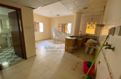 Apartment - Studio - 1 Bathroom for rent in Al Mujarrah - Al Sharq - Sharjah Apartment - Studio - 1 Bathroom for rent in Al Mujarrah - Al Sharq - Sharjah
