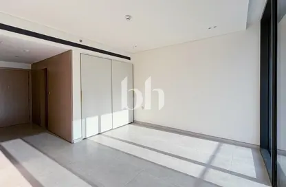شقة - 1 حمام للايجار في بن غاطي جوست - 2 مدينة دبي الطبية - الجداف - دبي
