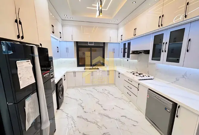 134653111 - Property Image 3