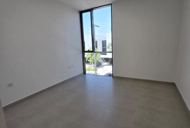 71116644 - صورة العقار 3