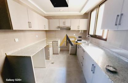 Apartment - 1 - 2 for rent in Al Tay commercial - Al Tai - Sharjah Apartment - 1 - 2 for rent in Al Tay commercial - Al Tai - Sharjah