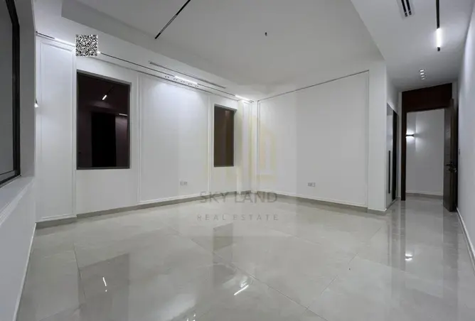 162358437 - Property Image 3