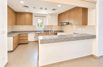 Townhouse - 2 - 3 for rent in Amaranta 1 - Amaranta - Villanova - Dubai