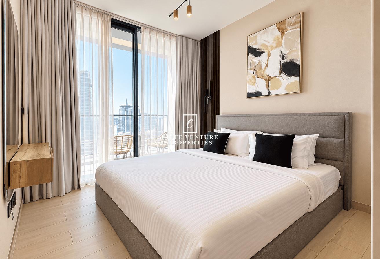 FULLY FURNISHED | HIGH FLOOR | PRIME LOCATION photo 5