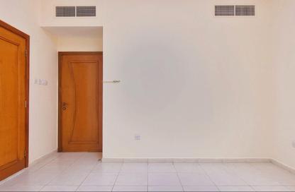 Apartment - 2 Bedrooms - 2 Bathrooms for rent in Al Raffa - Bur Dubai - Dubai