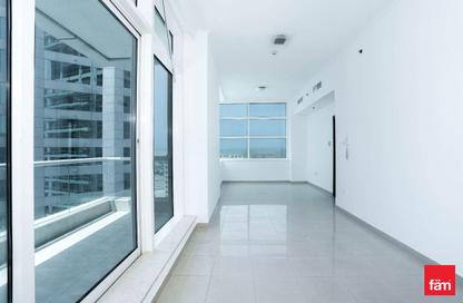 Apartment - 1 Bedroom - 2 Bathrooms for rent in Botanica Tower - Dubai Marina - Dubai