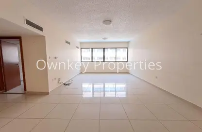 Apartment - 2 Bedrooms - 2 Bathrooms for rent in Golden Sands 1 - Mankhool - Bur Dubai - Dubai