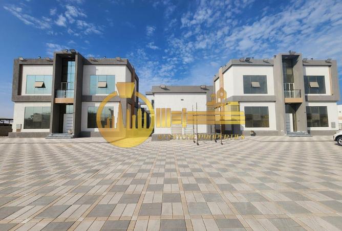 فيلا 4 غرف نوم في الإمارات الشمالية مع مرافق رائعة