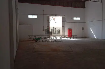 Warehouse - Studio - 1 Bathroom for rent in Umm Dir - Umm Al Quwain