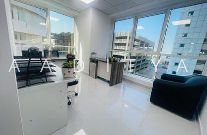 Office Space - Studio - 1 Bathroom for rent in Aspin Tower - Sheikh Zayed Road - Dubai