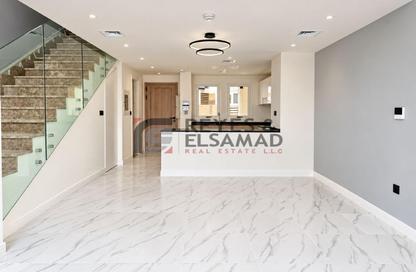 Townhouse - 2 - 2 for rent in Rukan 3 - Rukan - Dubai