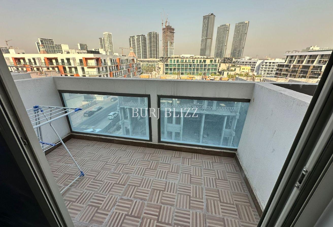 Stylish and Spacious | Vibrant Community | Vacant photo 3
