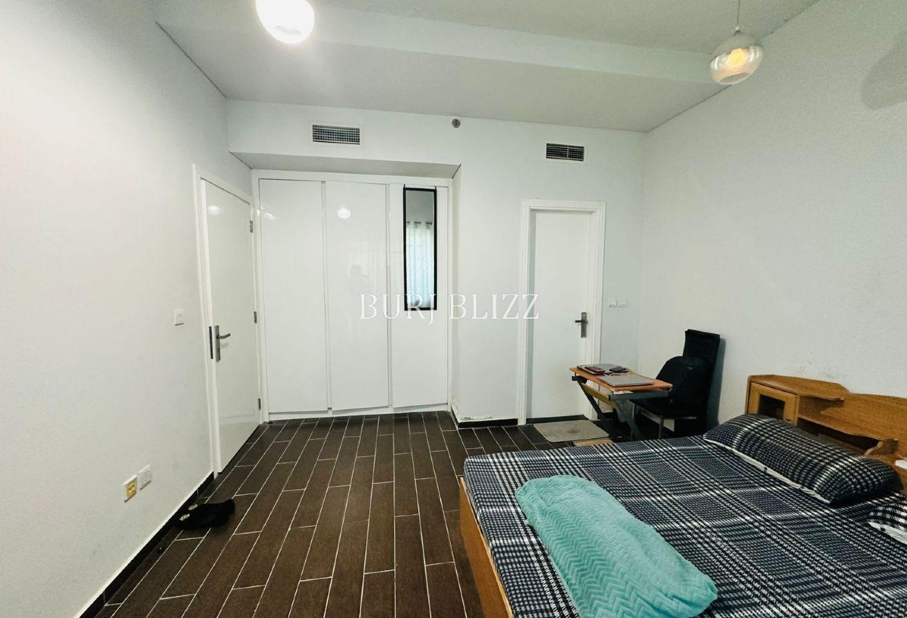 Stylish and Spacious | Vibrant Community | Vacant photo 8