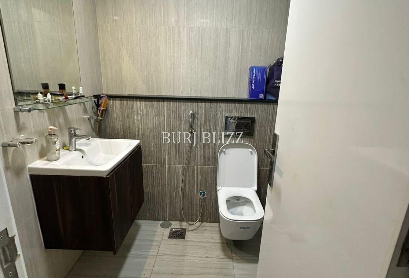 Stylish and Spacious | Vibrant Community | Vacant photo 15