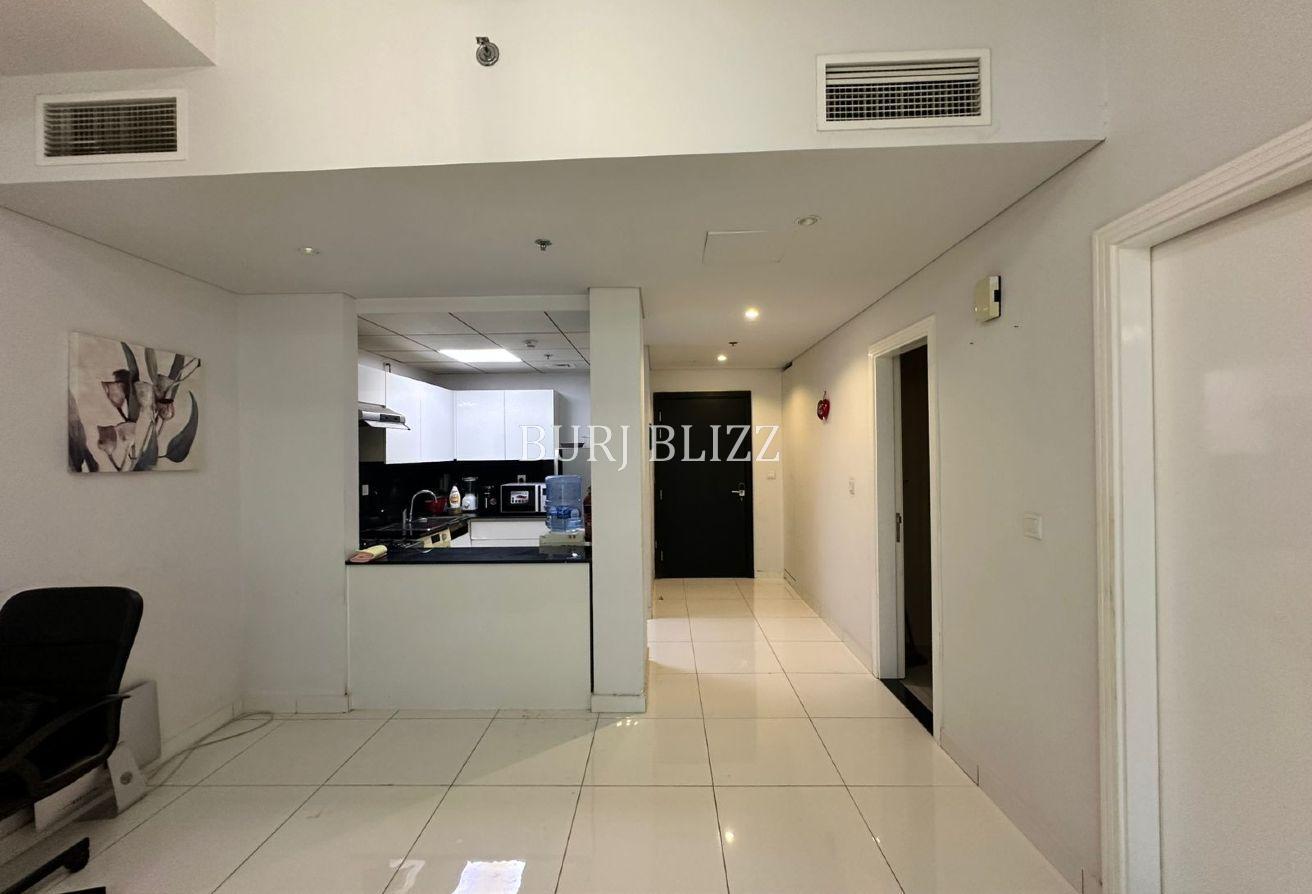 Stylish and Spacious | Vibrant Community | Vacant photo 2