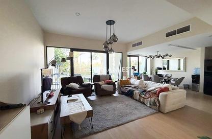Townhouse - 3 - 3 for rent in Shams Townhouses - Town Square - Dubai