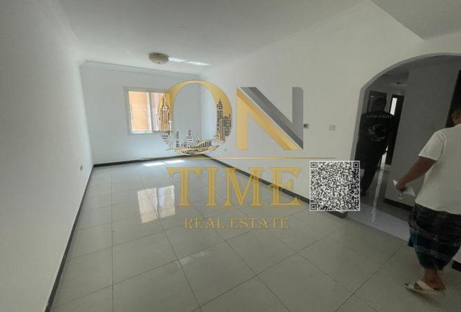 73877789 - Property Main Image