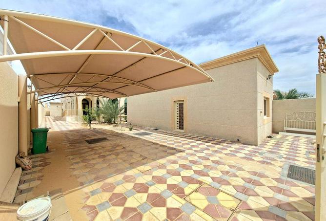 70698090 - صورة العقار 2