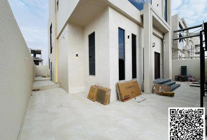 87448505 - Property Image 2