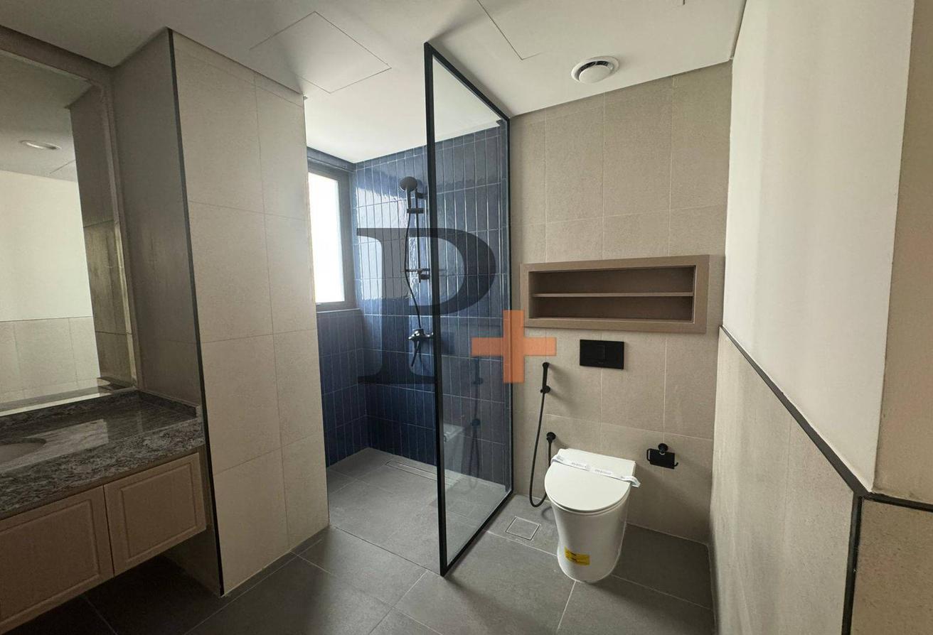 Brand New | Standalone Villa | Single row photo 16
