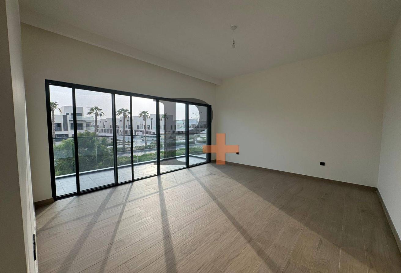 Brand New | Standalone Villa | Single row photo 10
