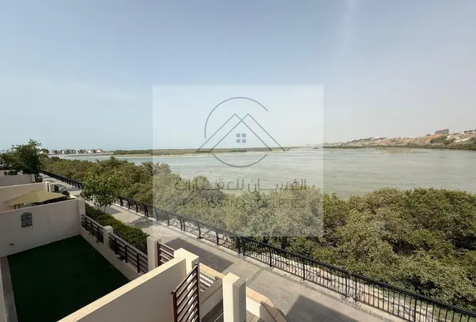 136999417 - Property Image 2