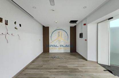 Office Space - Studio - 2 Bathrooms for rent in Park Place Tower - Sheikh Zayed Road - Dubai Office Space - Studio - 2 Bathrooms for rent in Park Place Tower - Sheikh Zayed Road - Dubai