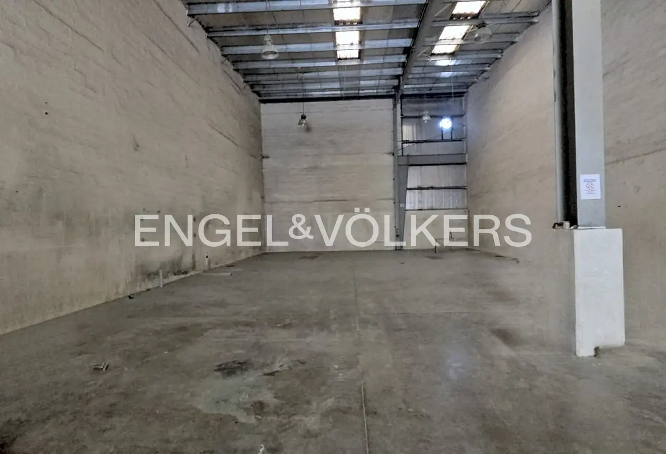 166044260 - Property Main Image
