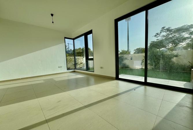 83243511 - Property Image 3