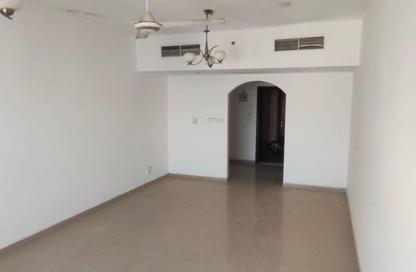 Apartment - 2 Bedrooms - 4 Bathrooms for rent in Al Khan Corniche - Al Khan - Sharjah