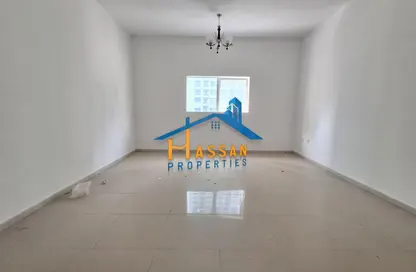 شقة - غرفة نوم - 2 حمامات للايجار في شارع التعاون الجديد - التعاون - الشارقة